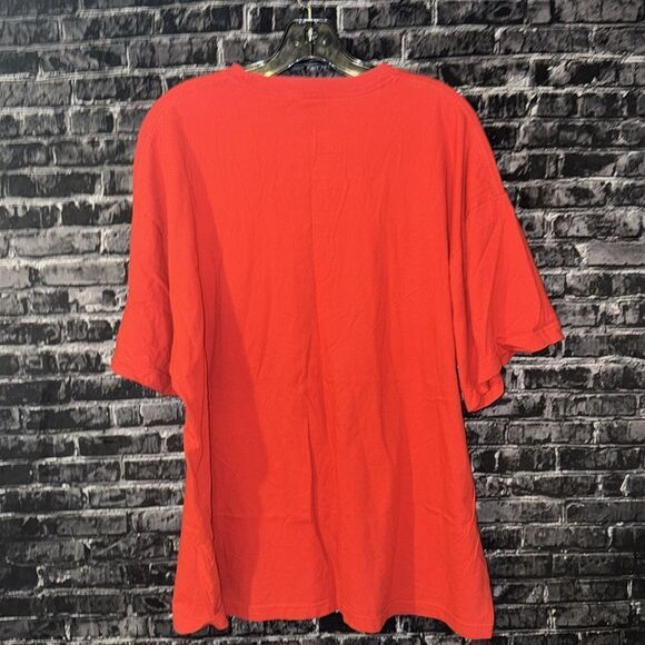 Nike LeBron James T-Shirt XXL Christmas Colors - Picture 4 of 4